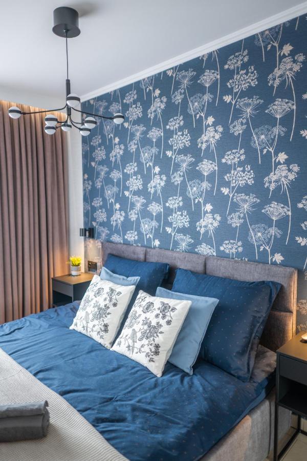Apartament 55M2 - Darmowy Garaz - Klimatyzacja - Centrum - 24Na7 * Wroclaw